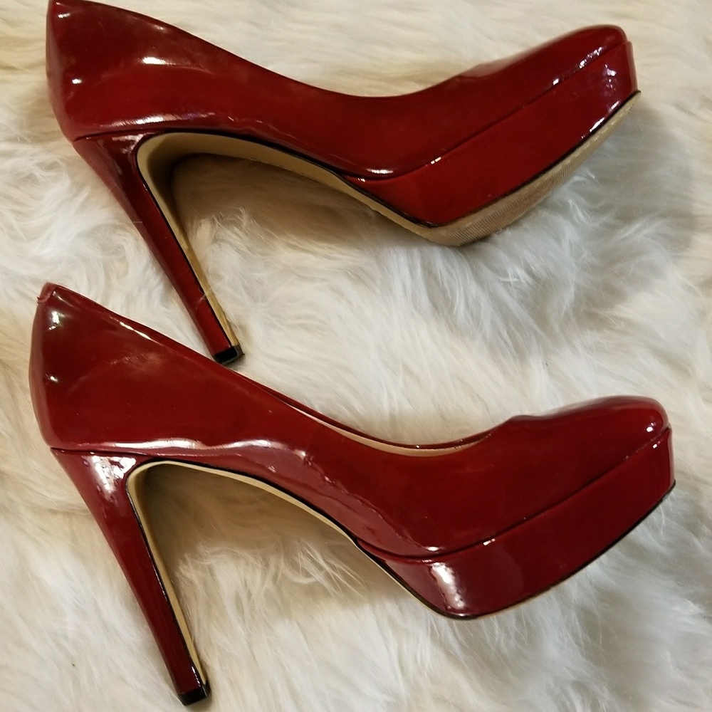 Vince Camuto Pran Red Pumps